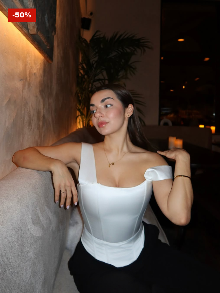 White Sia-Black Friday Sale