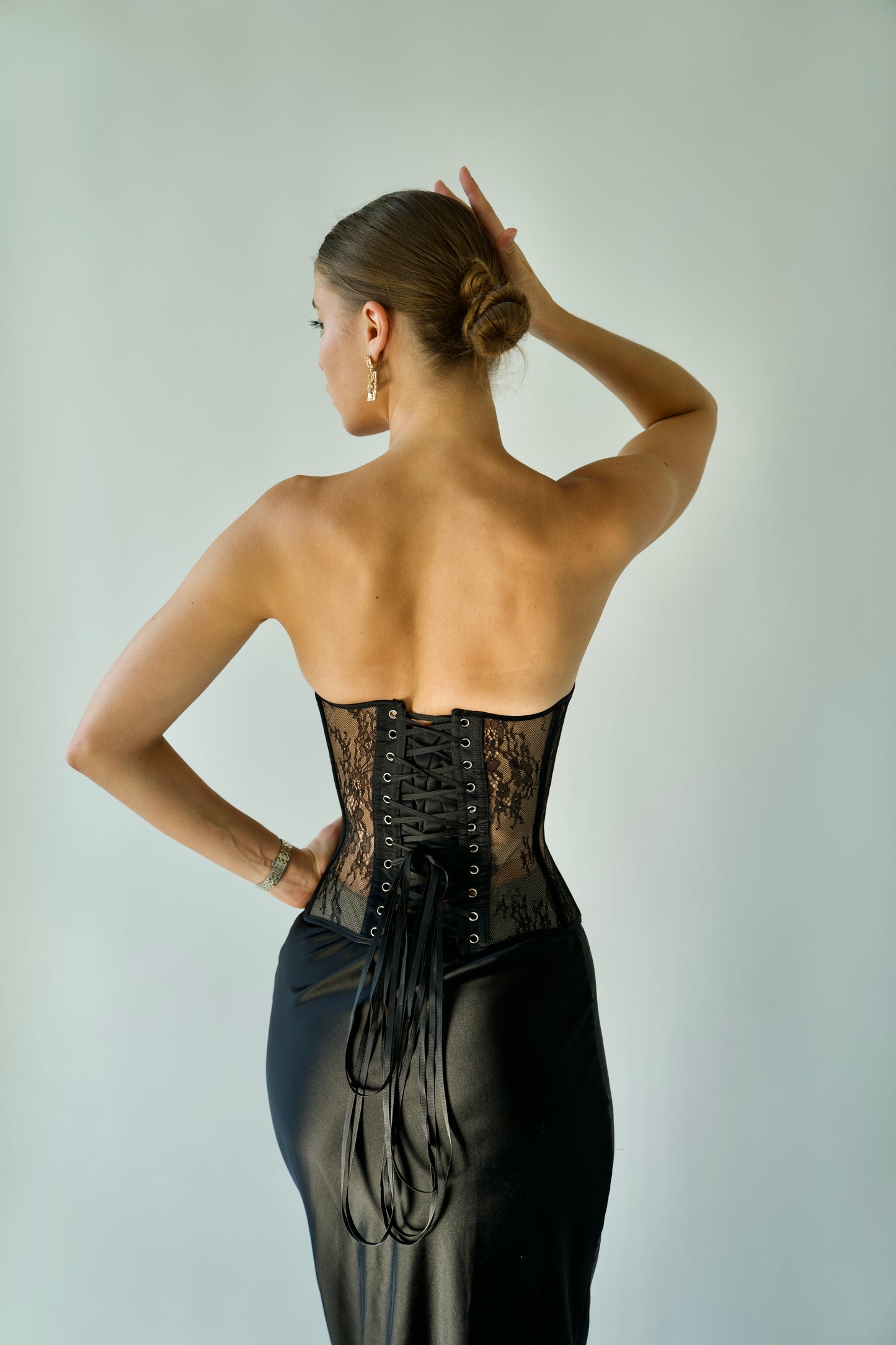 Bestolivia corset